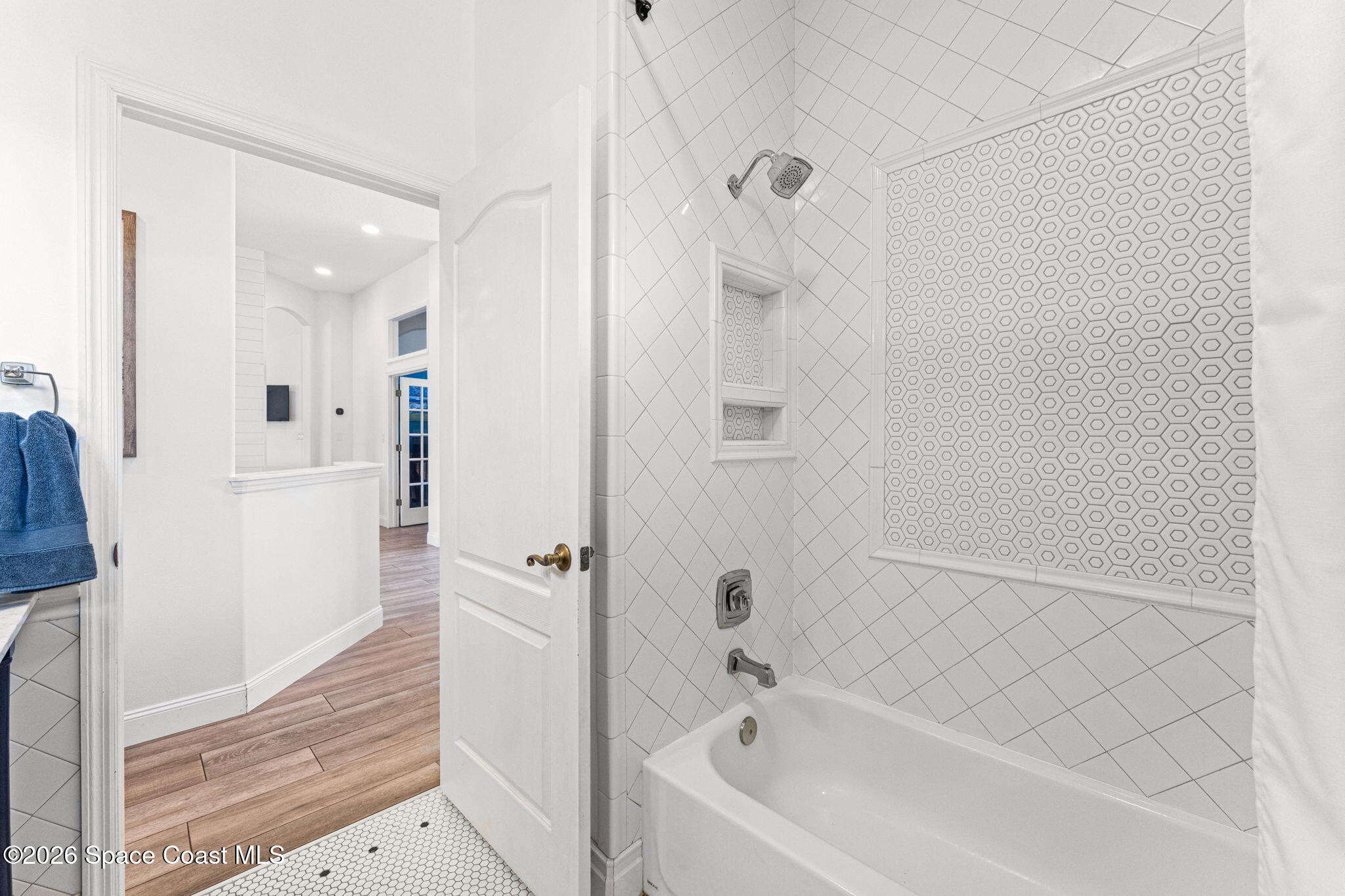 2639 Canterbury Circle