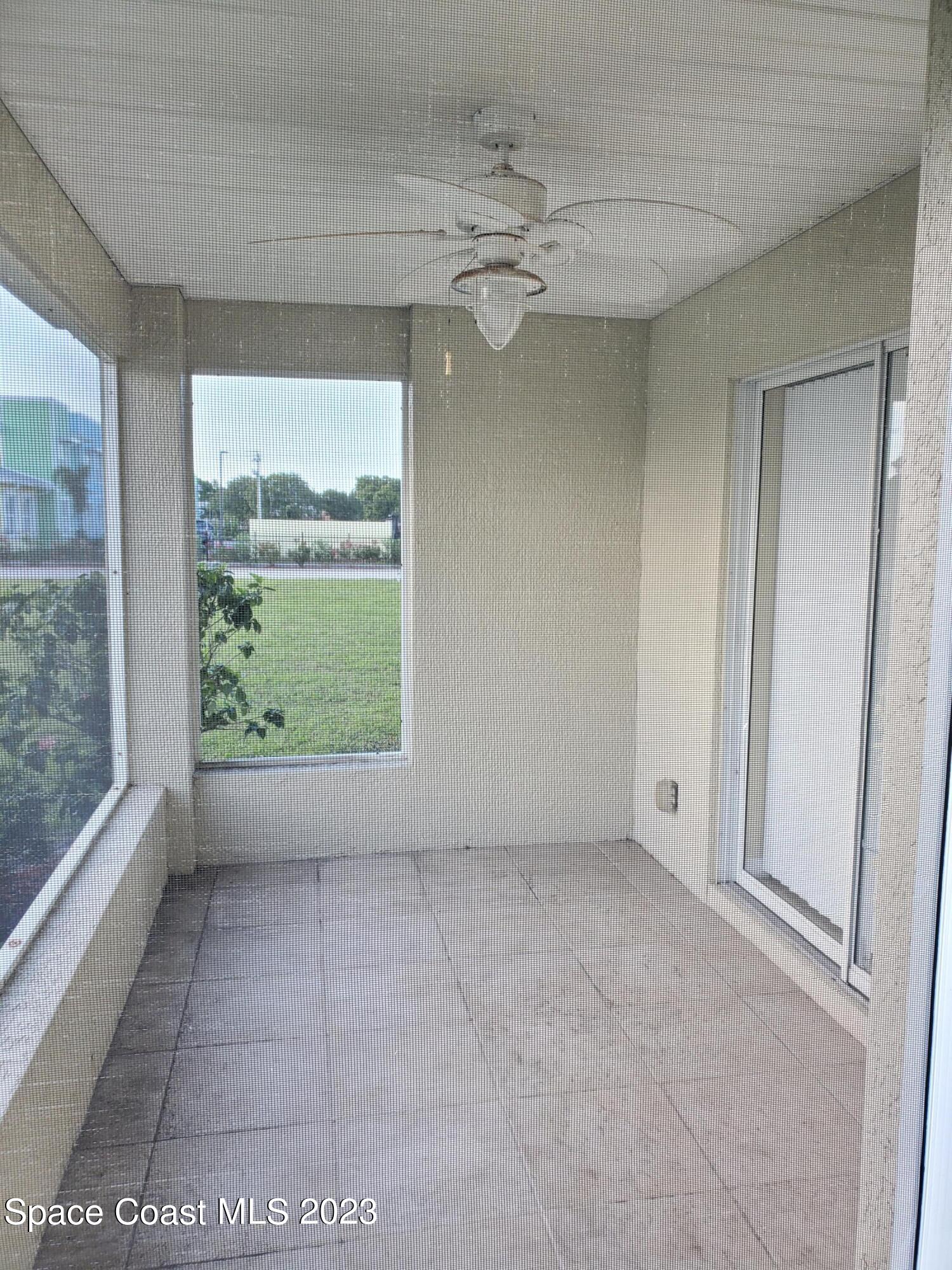1523 Beechfern Drive, 14