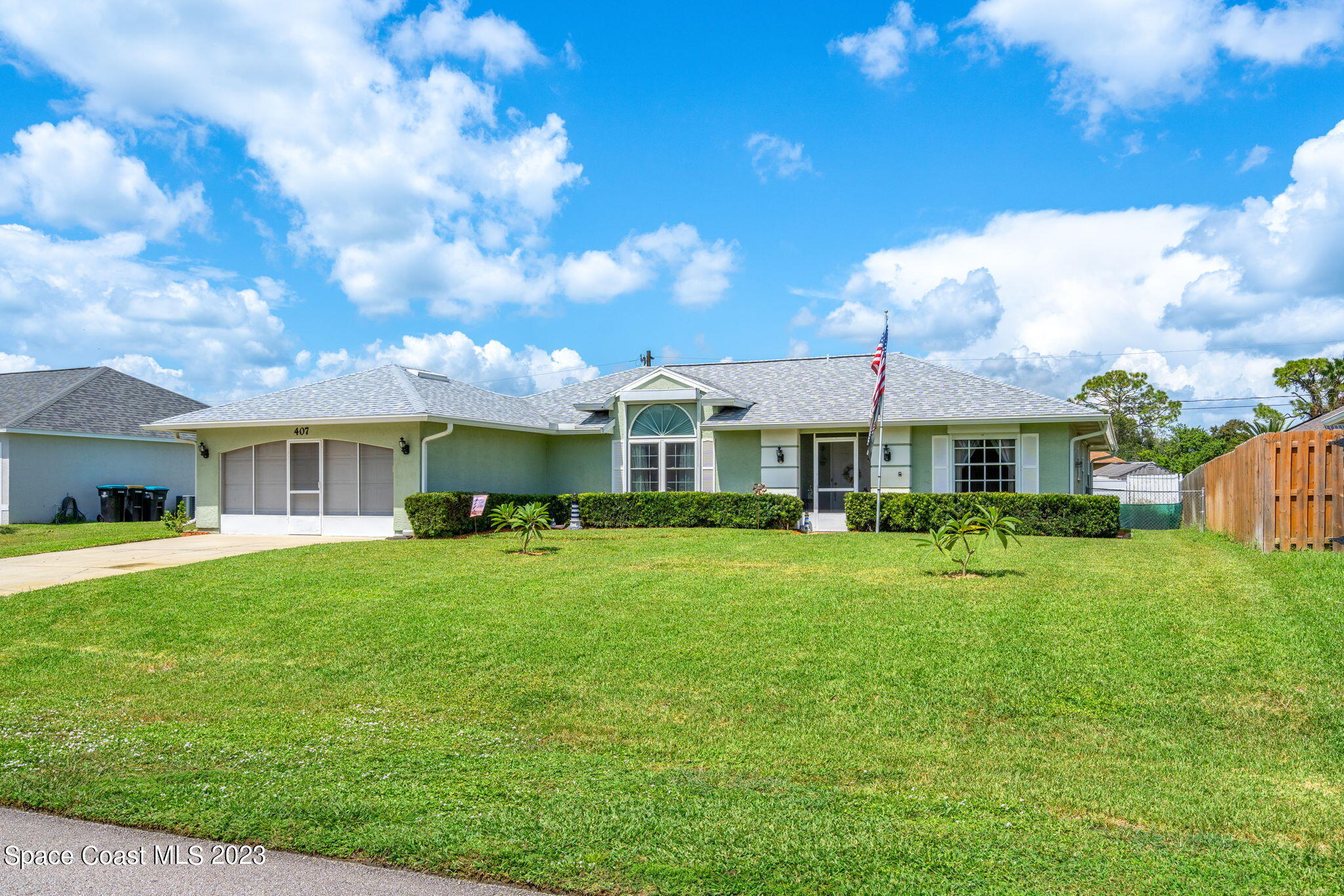 407 Godfrey Road SE