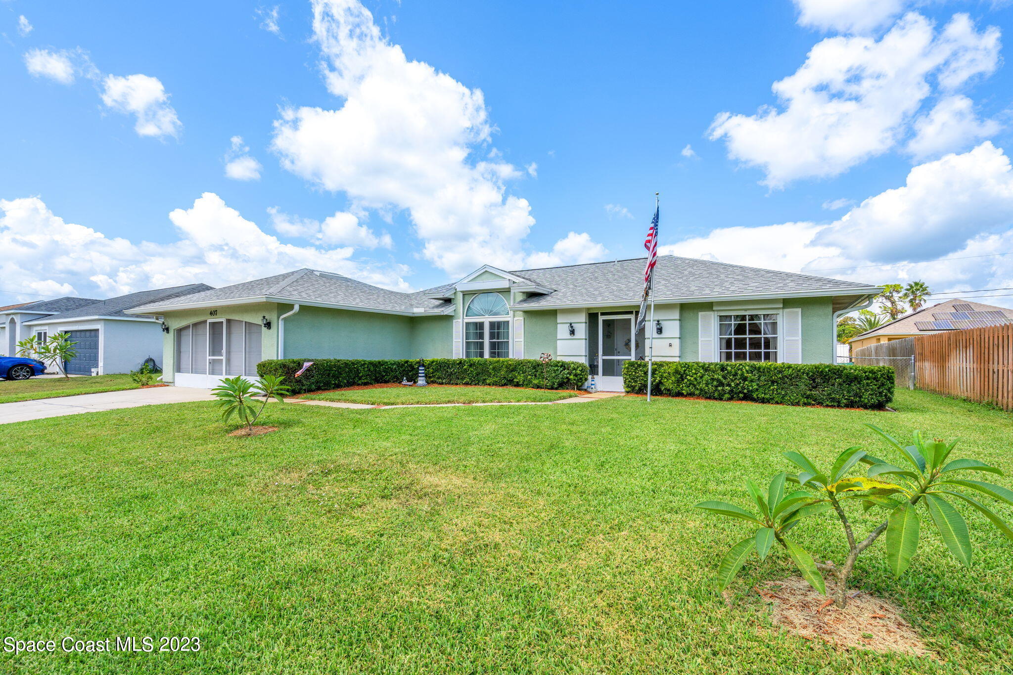 407 Godfrey Road SE
