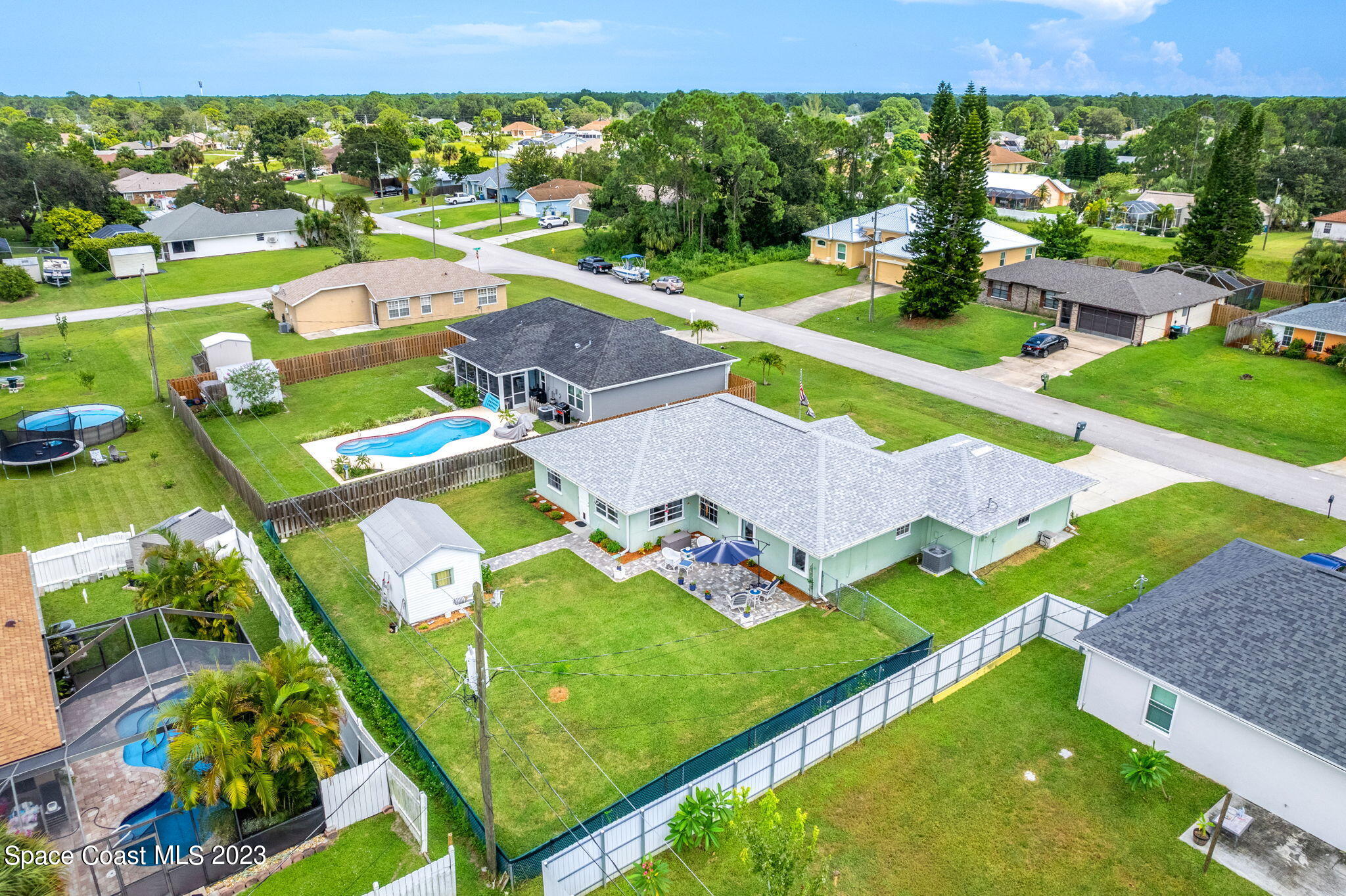 407 Godfrey Road SE