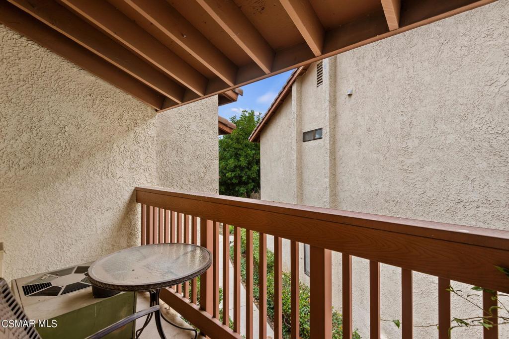 21551 Burbank Boulevard 112