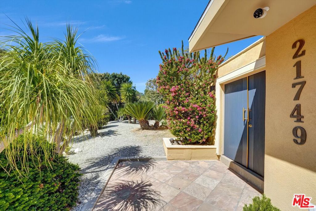 21749 Planewood Drive