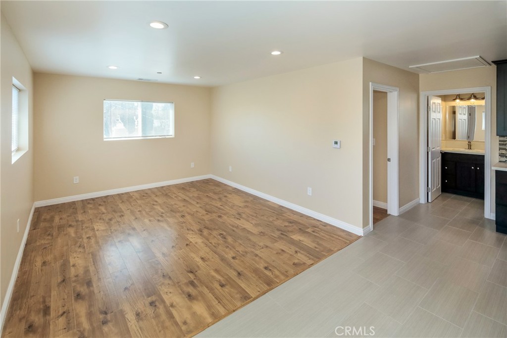 17132 Saticoy Street