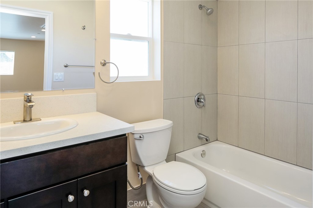 17132 Saticoy Street