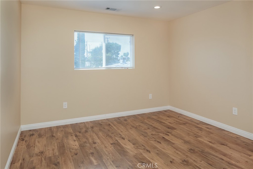 17132 Saticoy Street