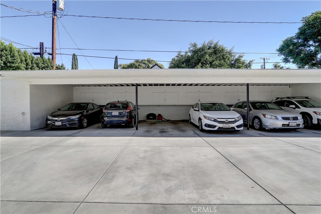 126 N Brighton Street D