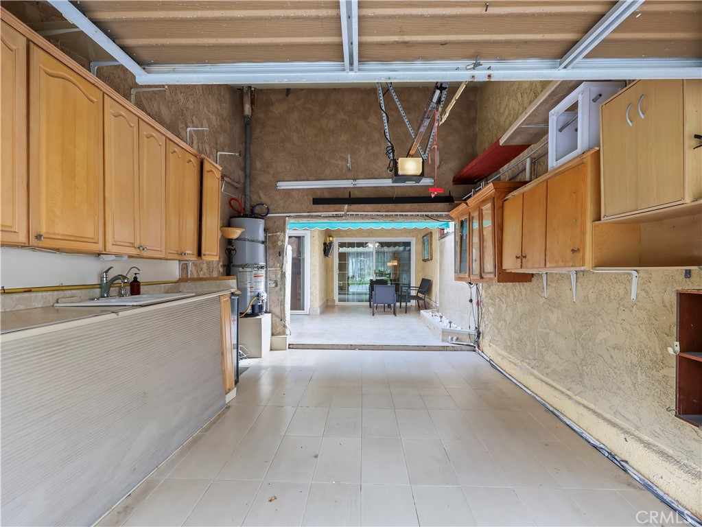 16743 Vanowen Street