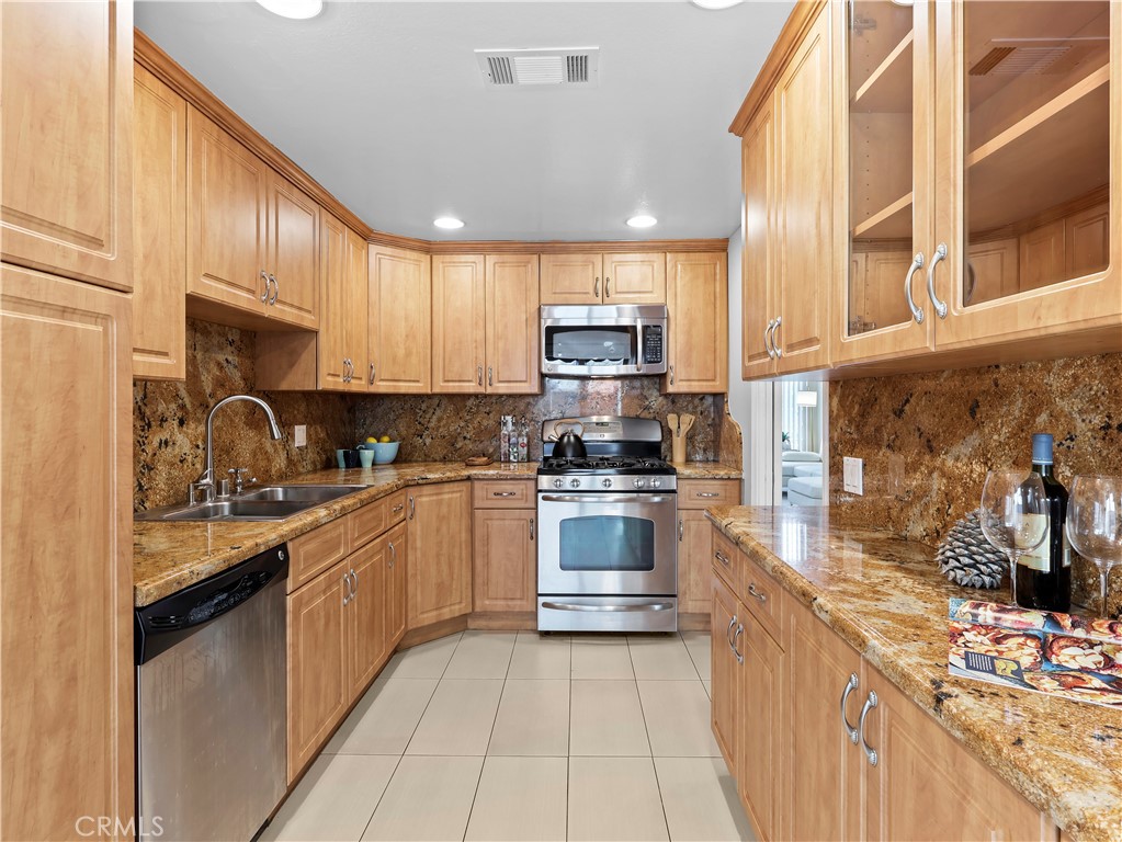 16743 Vanowen Street