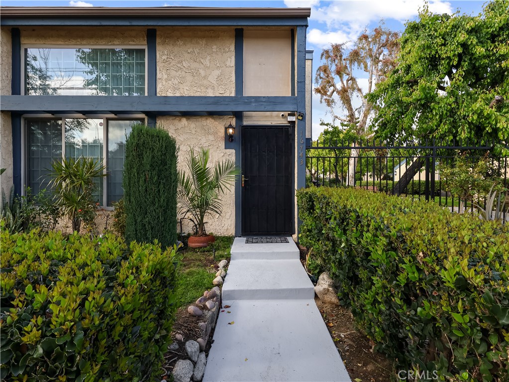 16743 Vanowen Street