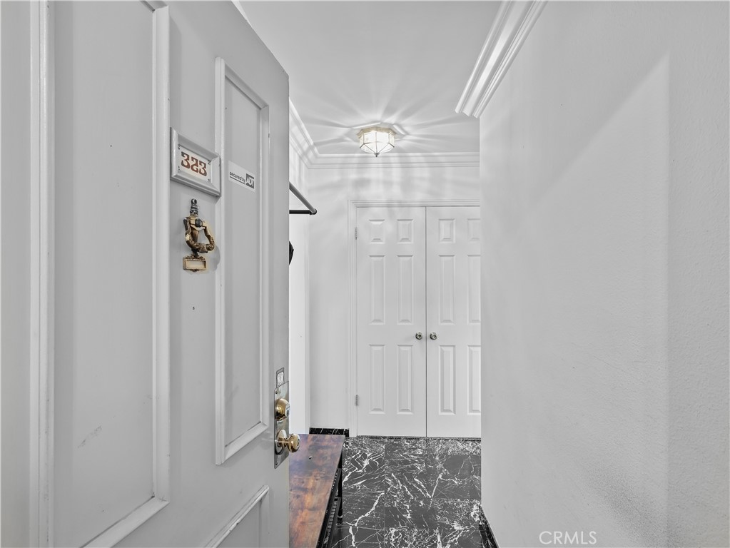 12720 Burbank Boulevard 323