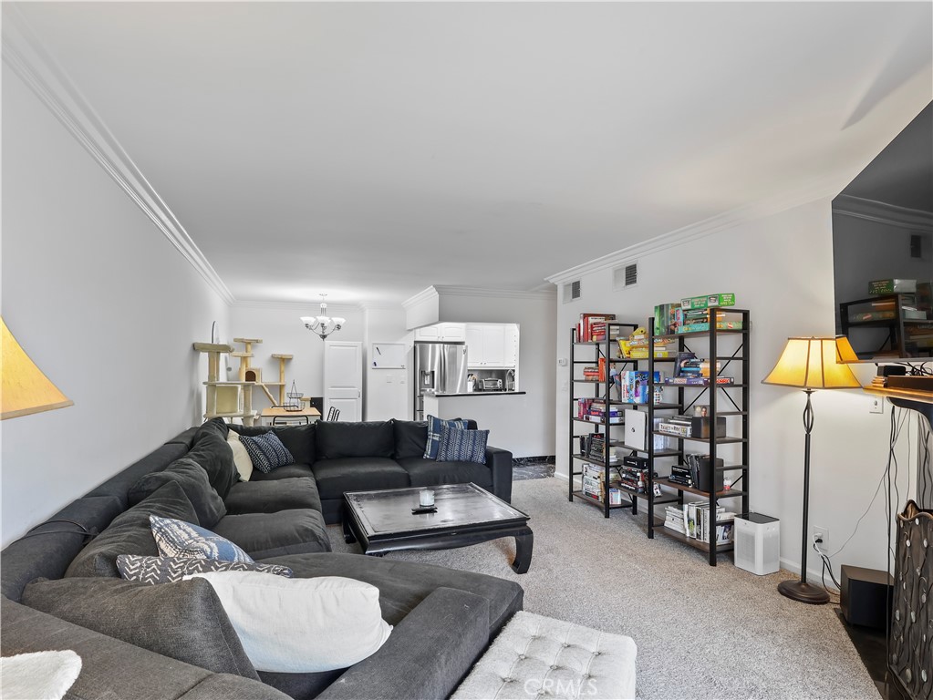 12720 Burbank Boulevard 323