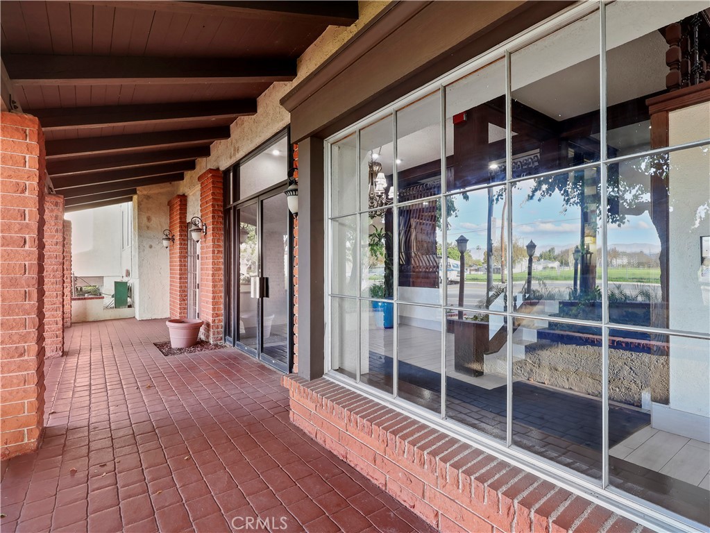 12720 Burbank Boulevard 323