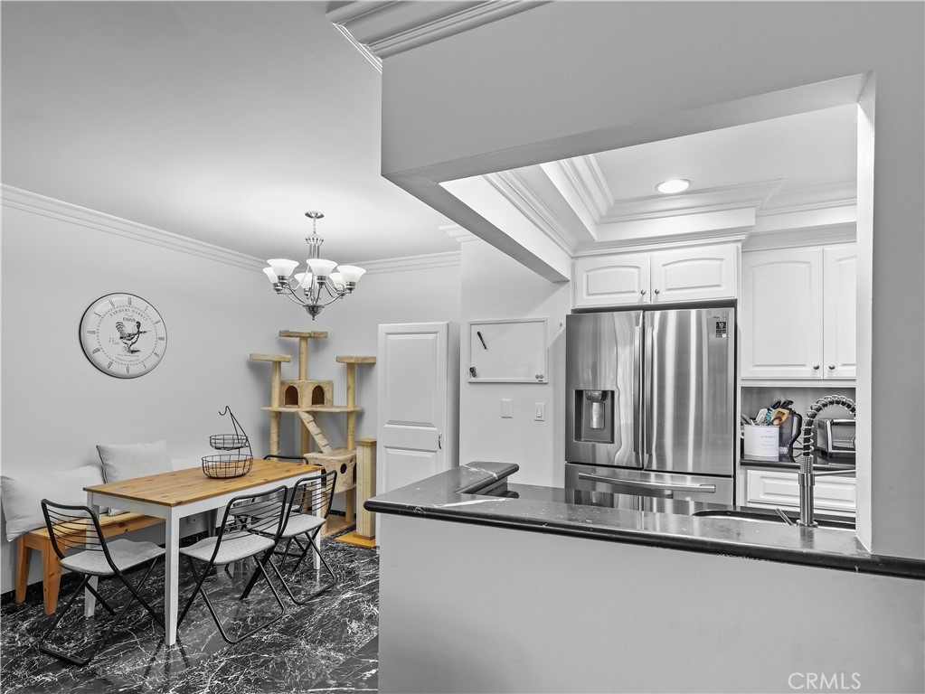 12720 Burbank Boulevard 323