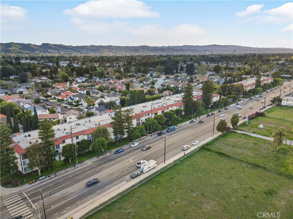 12720 Burbank Boulevard 323