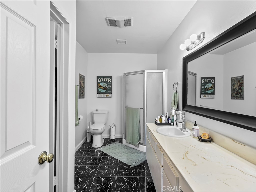 12720 Burbank Boulevard 323