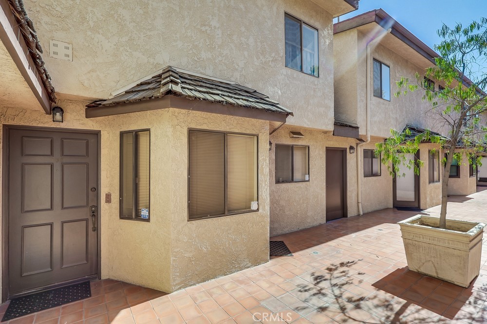 12330 Magnolia Boulevard 108