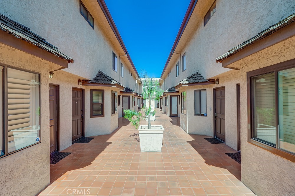 12330 Magnolia Boulevard 108