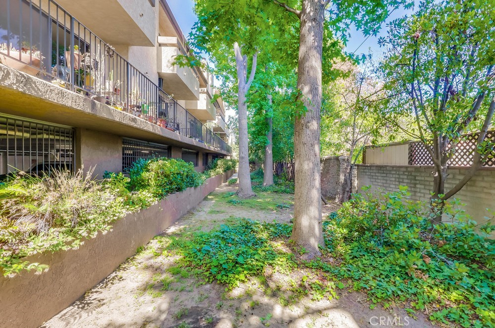 12330 Magnolia Boulevard 108