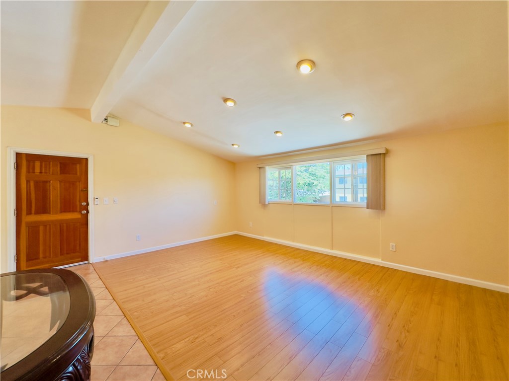 18556 Community Street 3