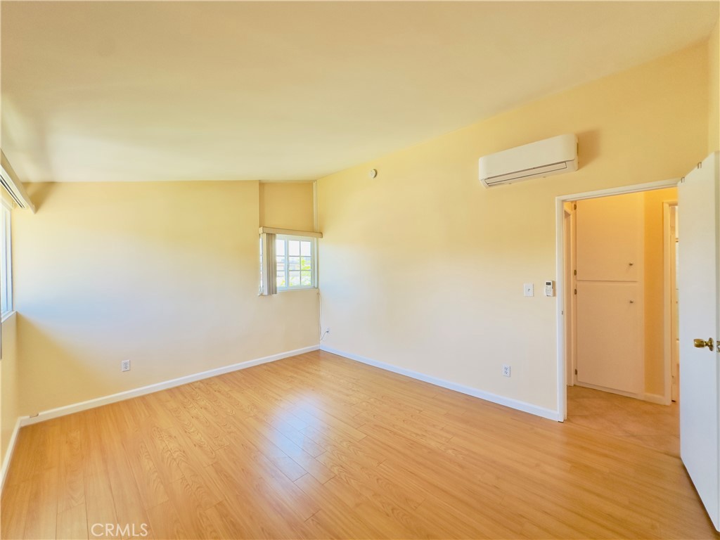 18556 Community Street 3