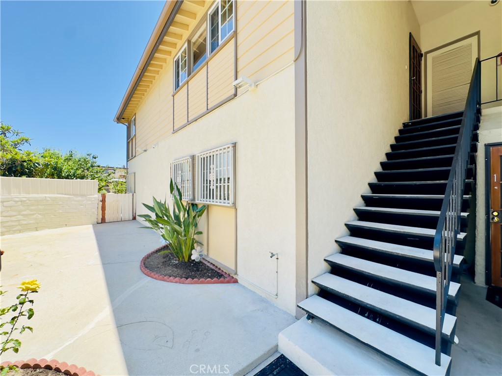 18556 Community Street 3