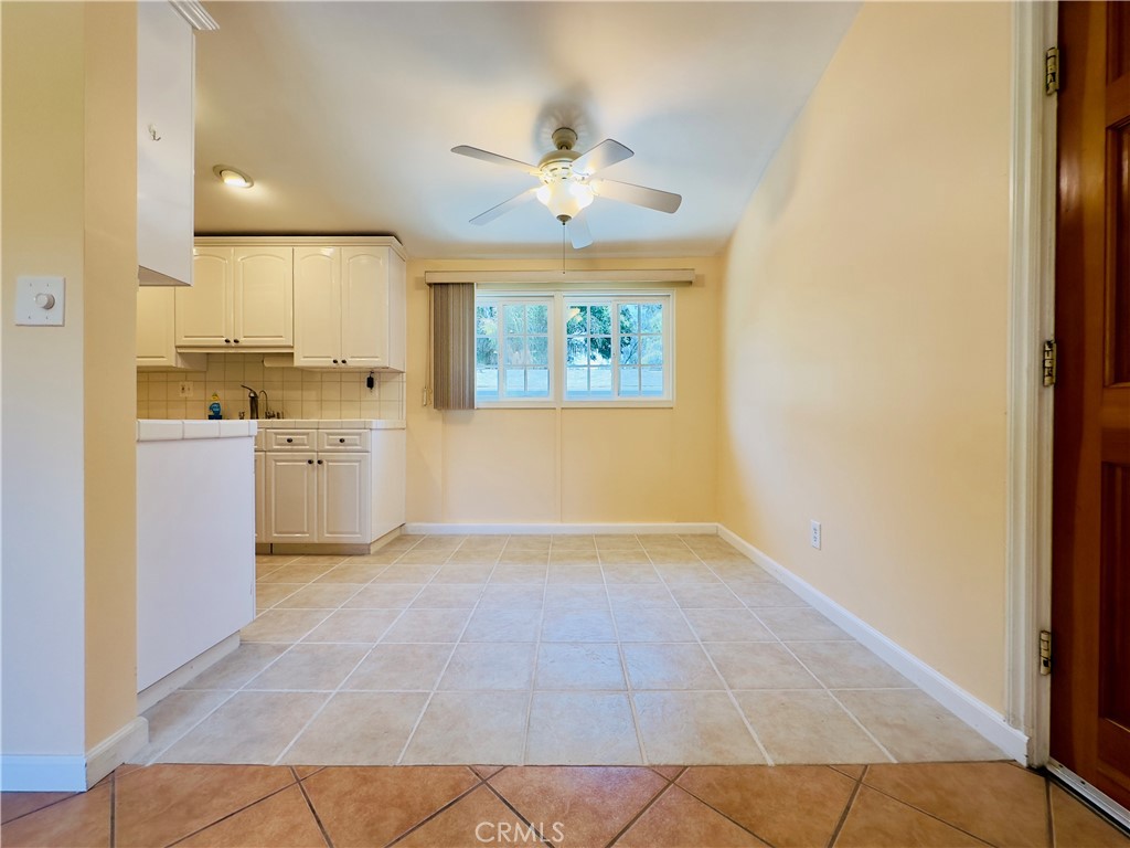 18556 Community Street 3