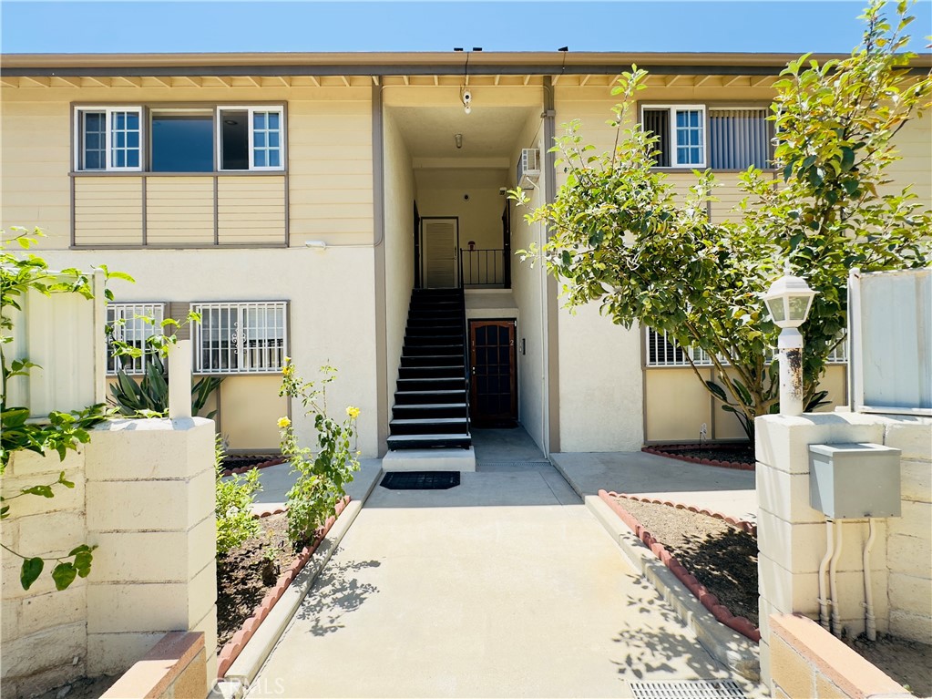 18556 Community Street 3