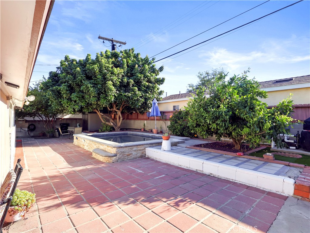 8651 Ranchito Avenue