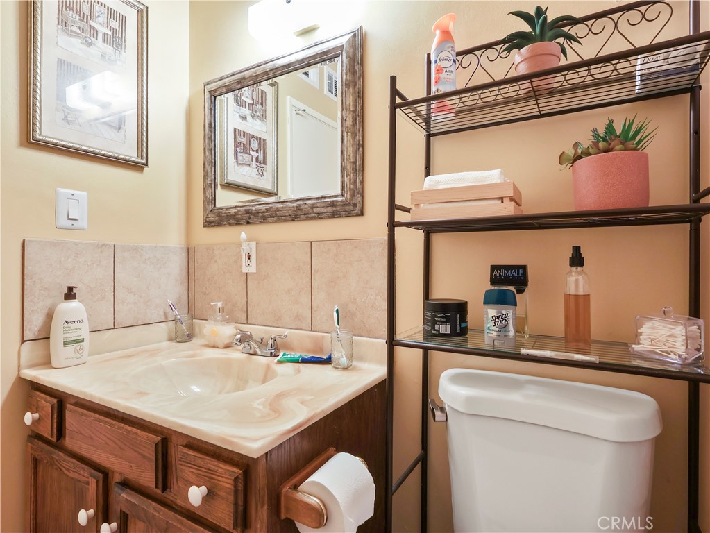 8651 Ranchito Avenue