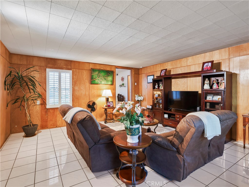 8651 Ranchito Avenue