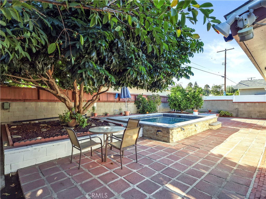 8651 Ranchito Avenue