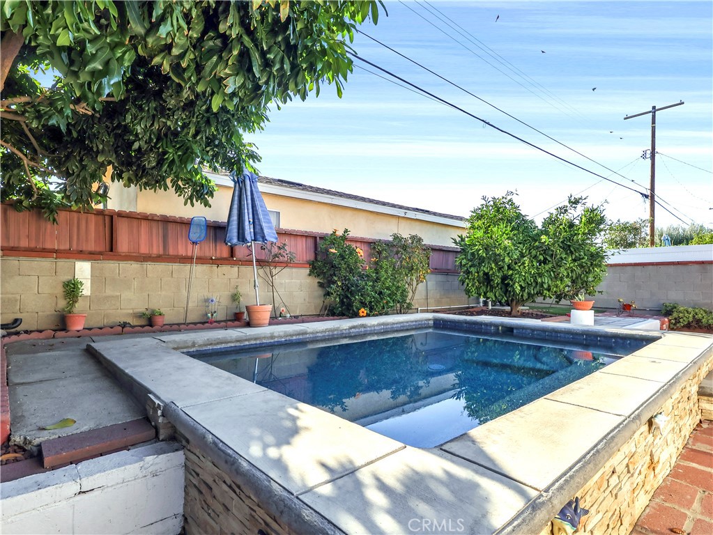 8651 Ranchito Avenue