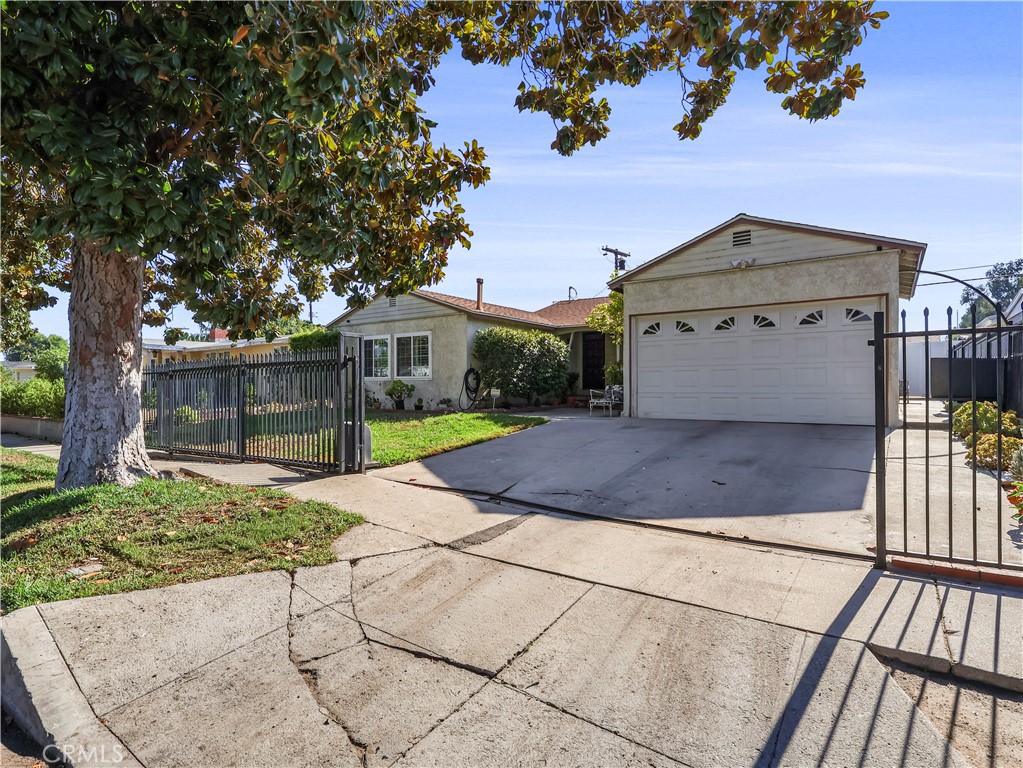 8651 Ranchito Avenue