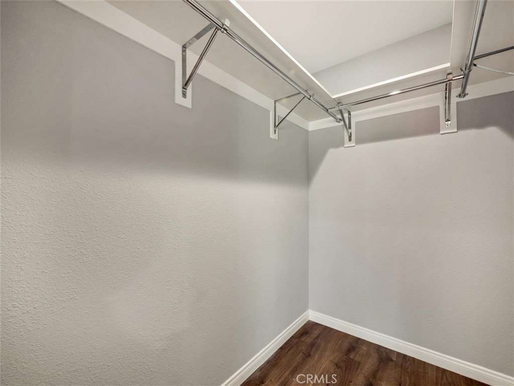 8828 Chimineas Avenue