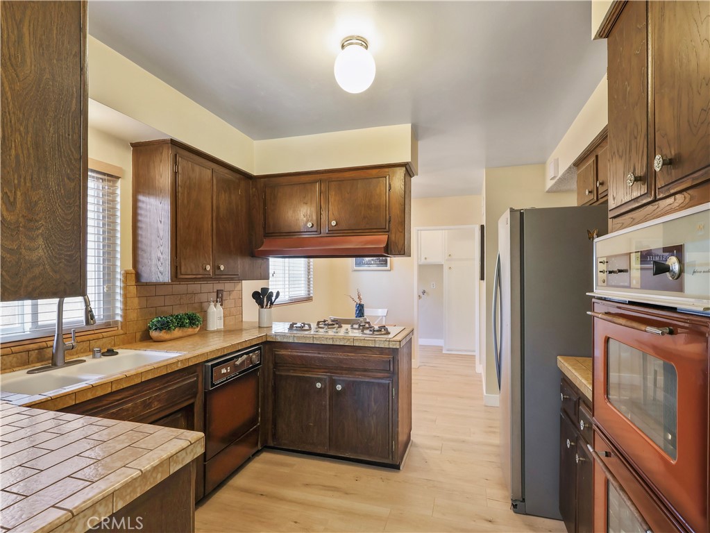 15354 Runnymede Street