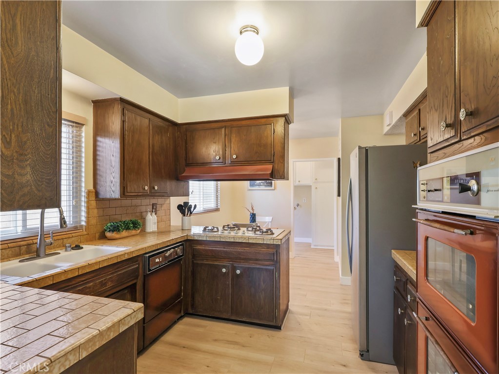 15354 Runnymede Street