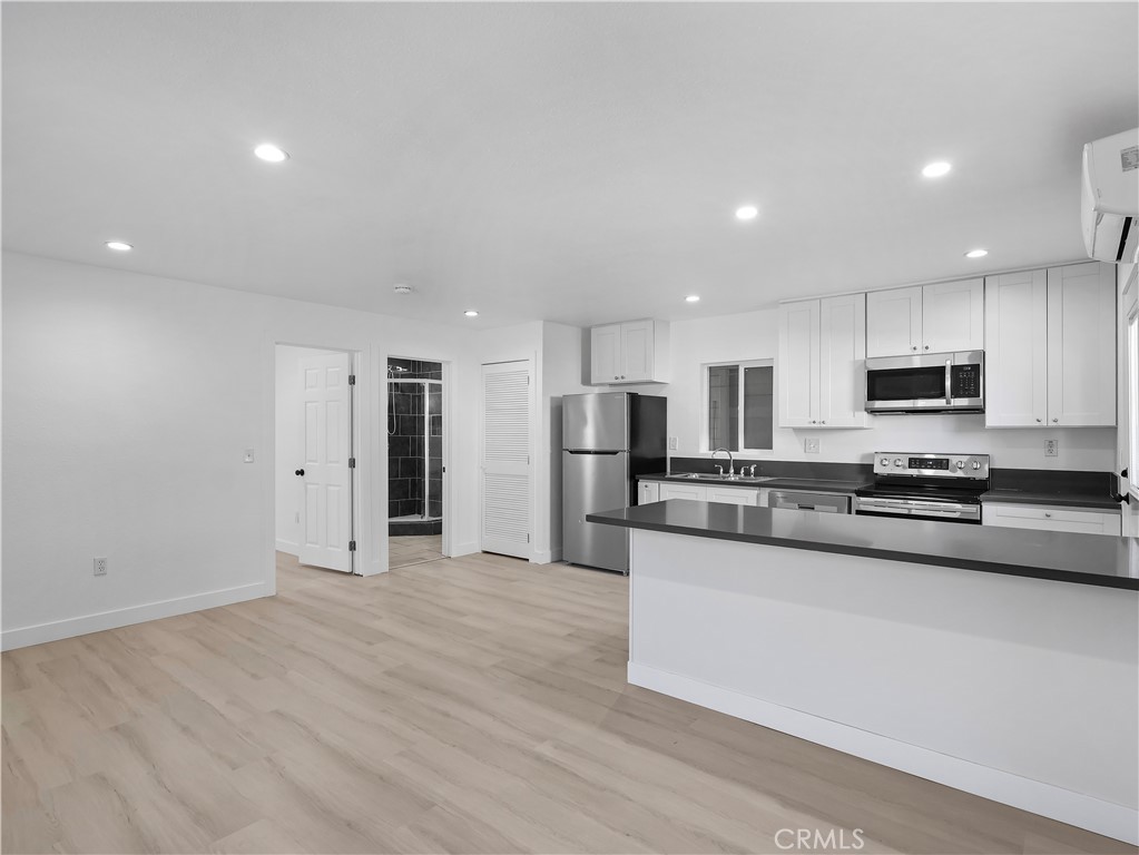 8828 Chimineas Avenue