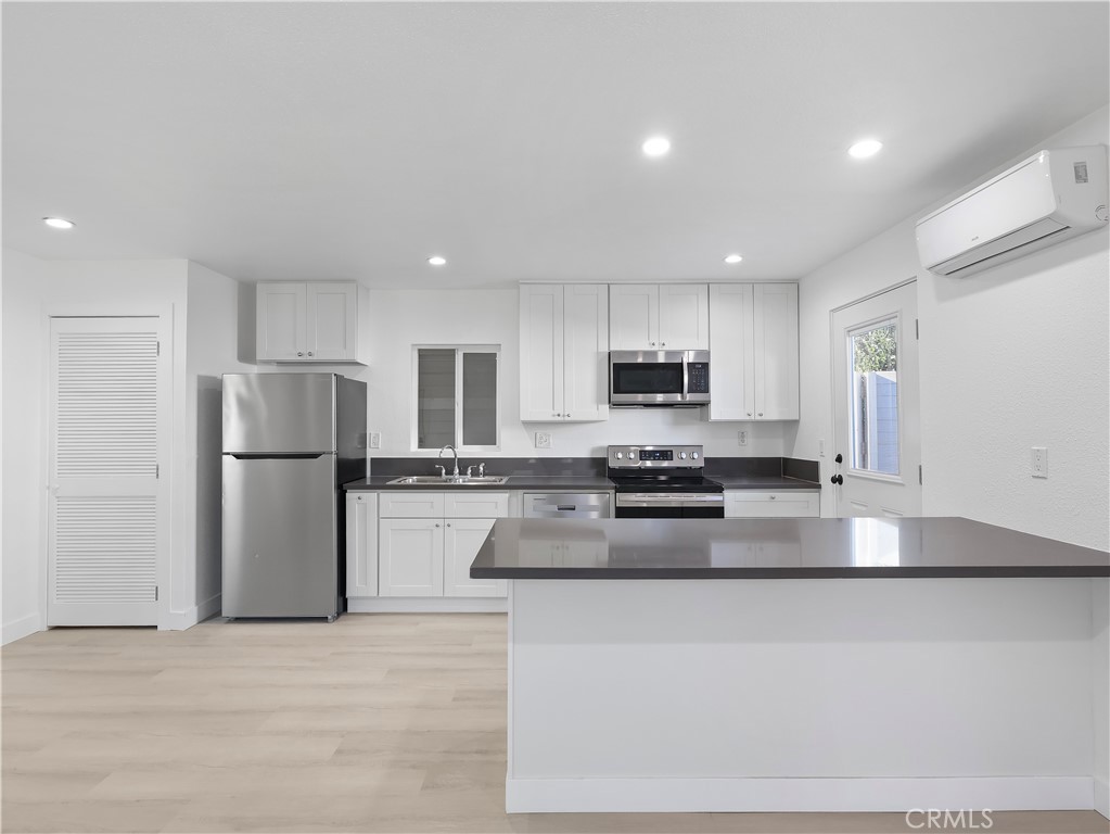 8828 Chimineas Avenue