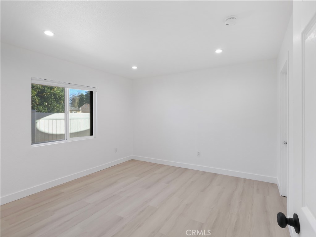 8828 Chimineas Avenue