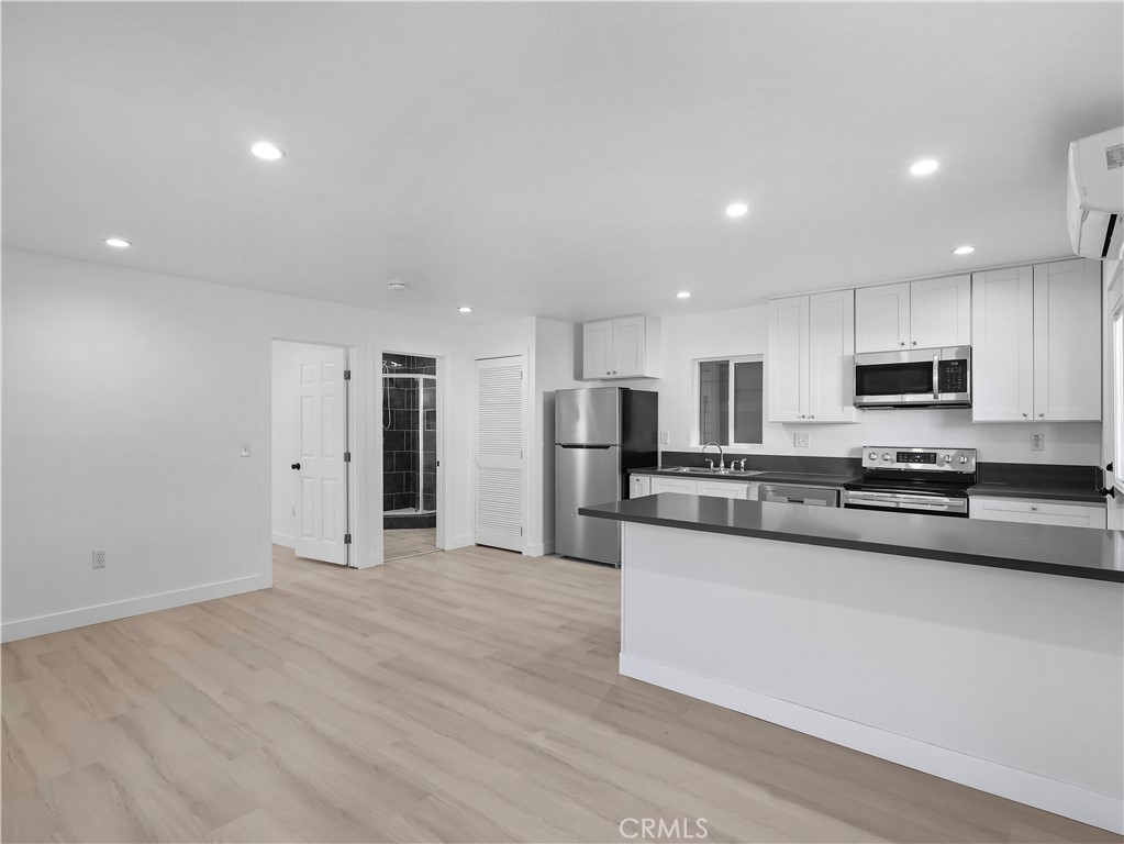 8828 Chimineas Avenue