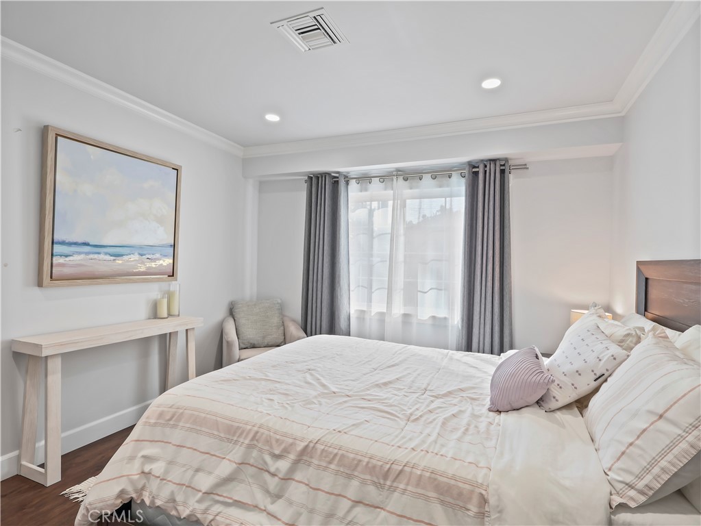 6900 Katherine Avenue