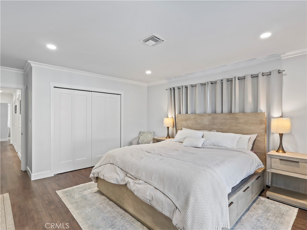 6900 Katherine Avenue