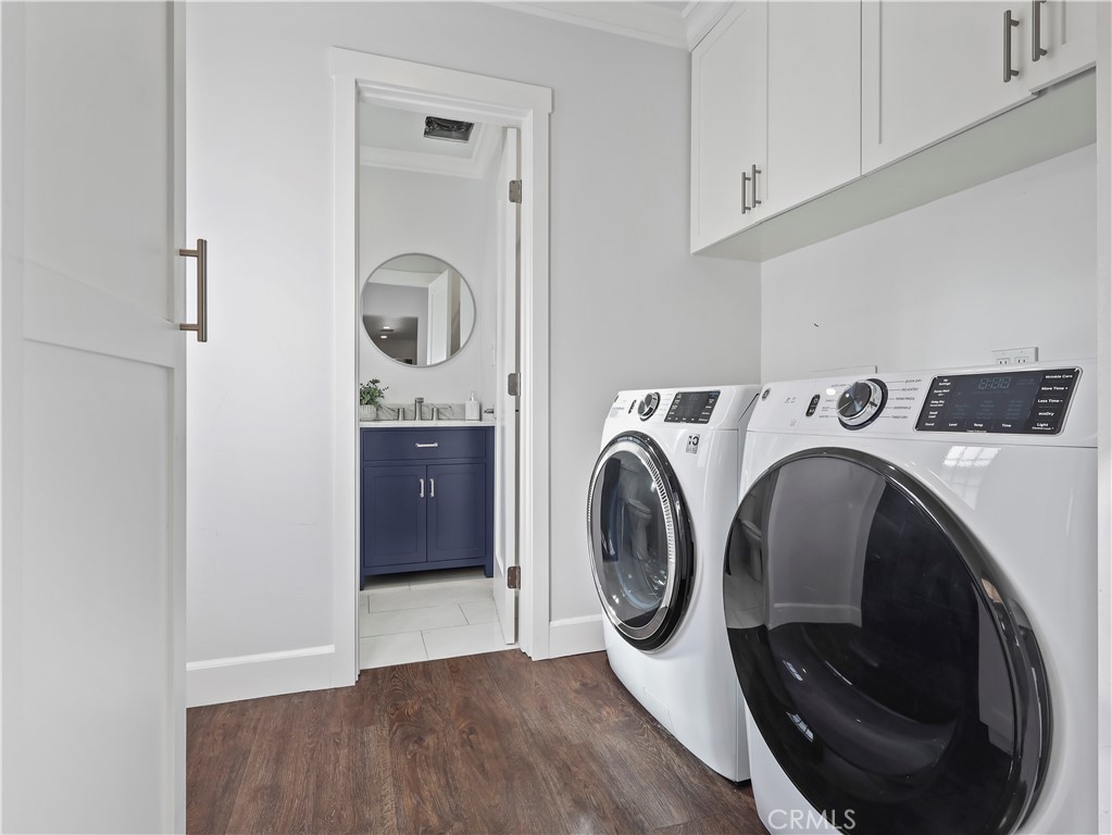 6900 Katherine Avenue