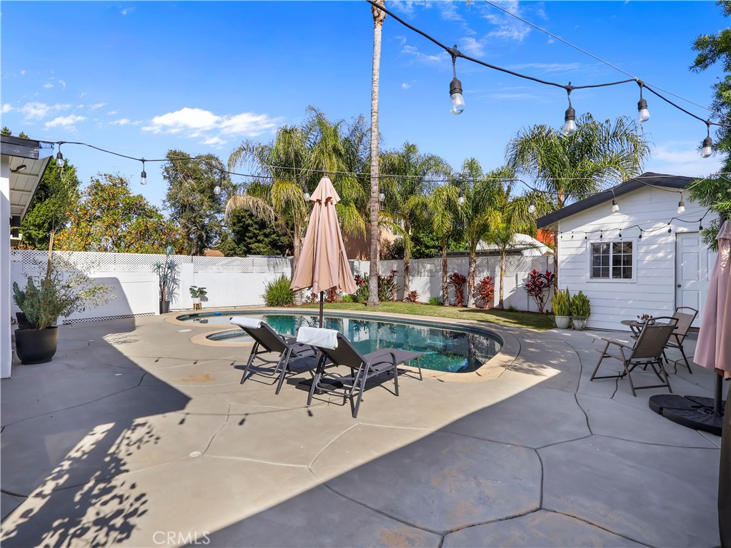 6900 Katherine Avenue