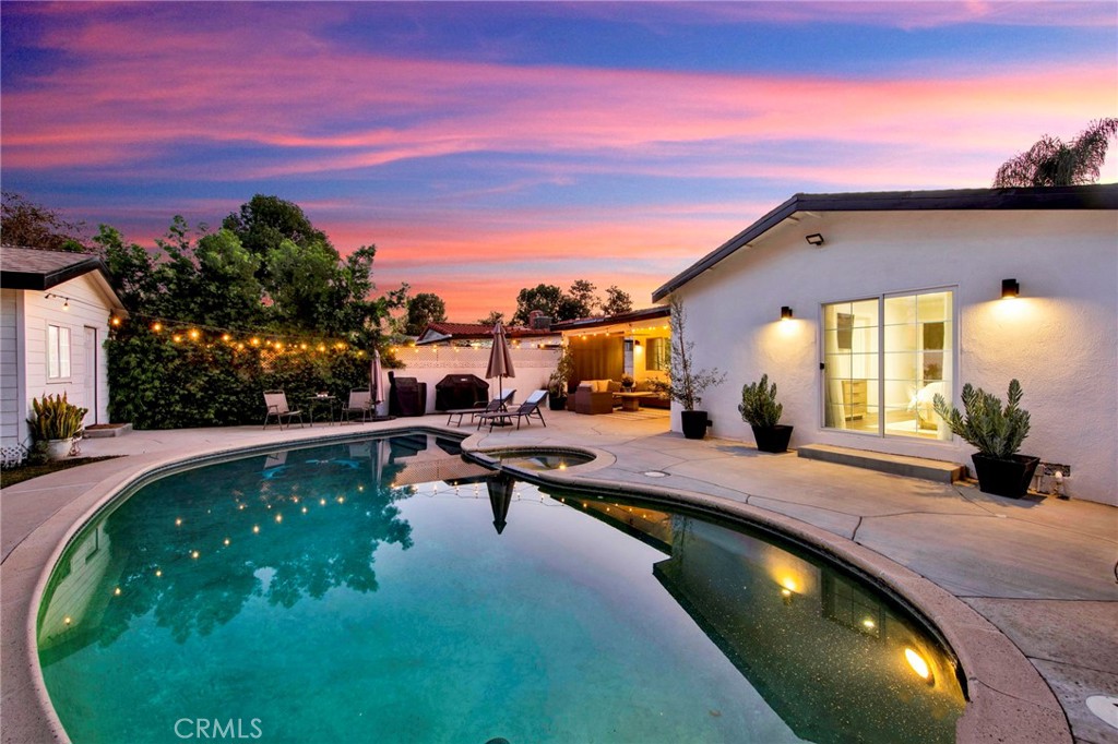 6900 Katherine Avenue