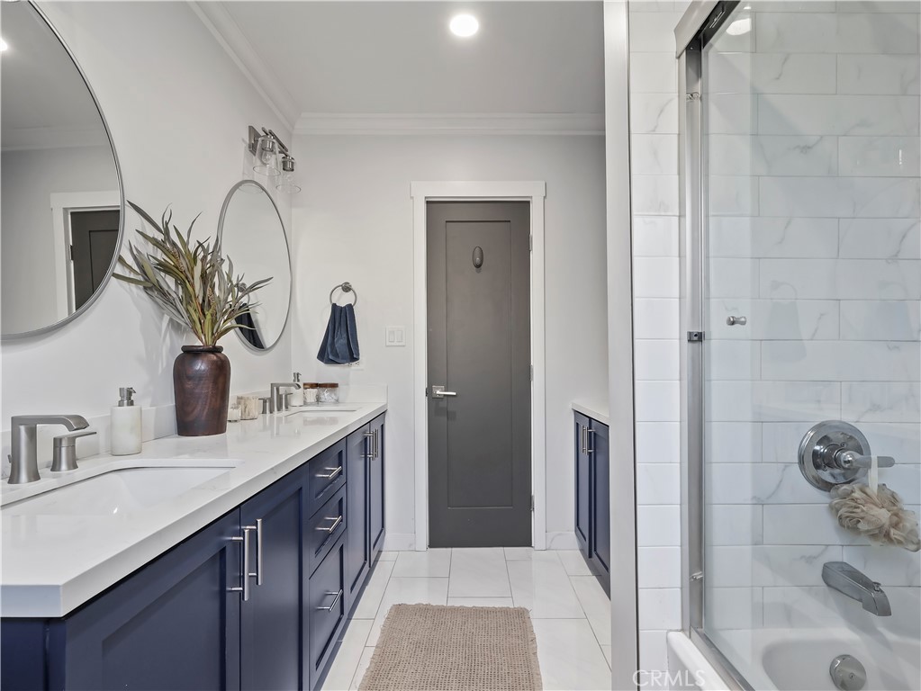 6900 Katherine Avenue