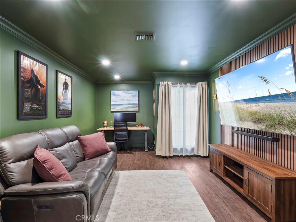 6900 Katherine Avenue