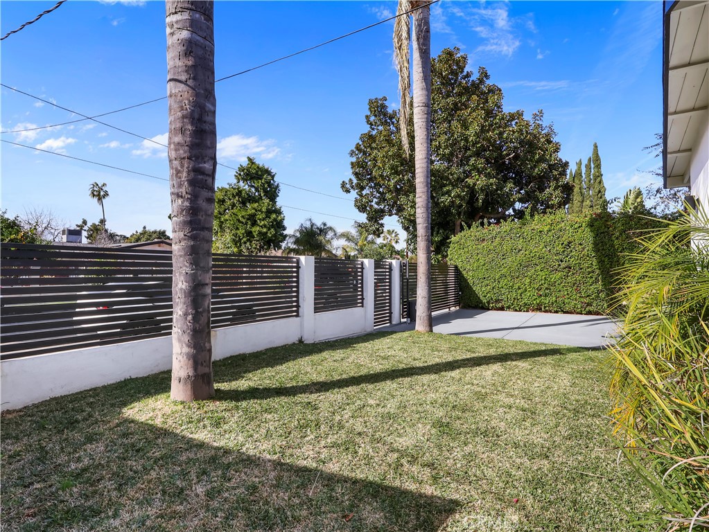 6900 Katherine Avenue