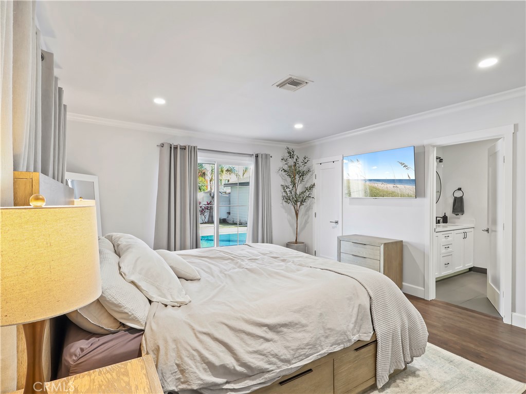 6900 Katherine Avenue